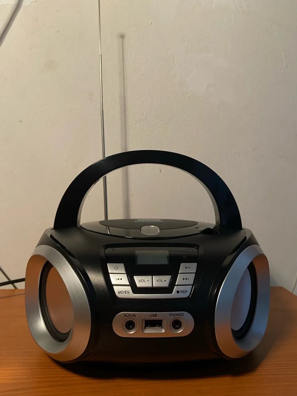 VENDO! Caixa de Som - MEGASTAR