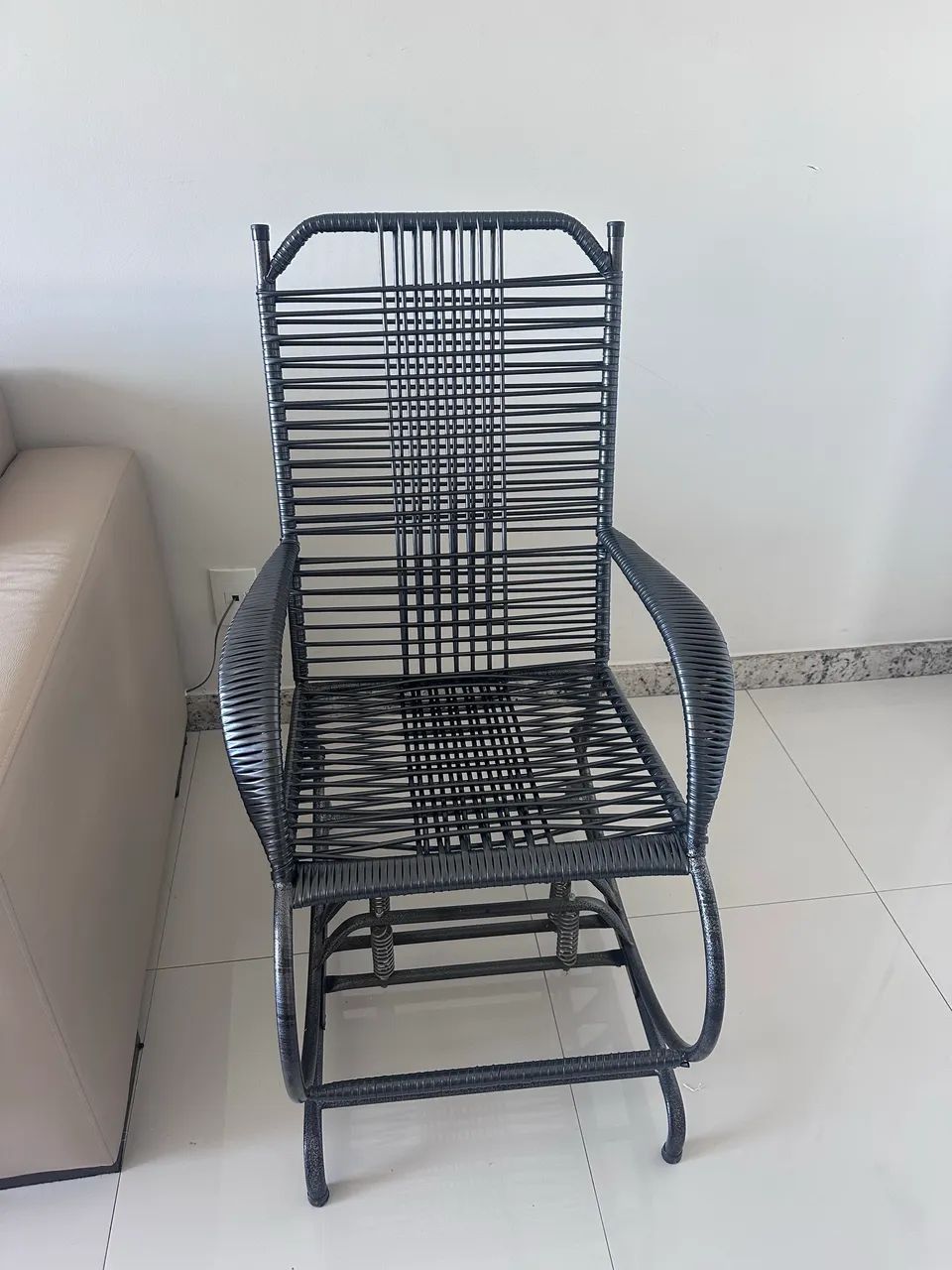 Cadeira de balanço nova