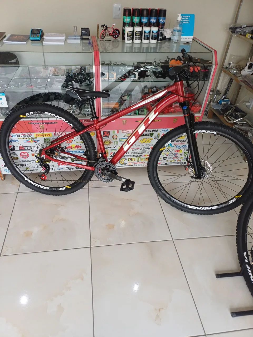 Bicicleta de Alumínio Nova Nunca Usada Aro 29 - Foto 4