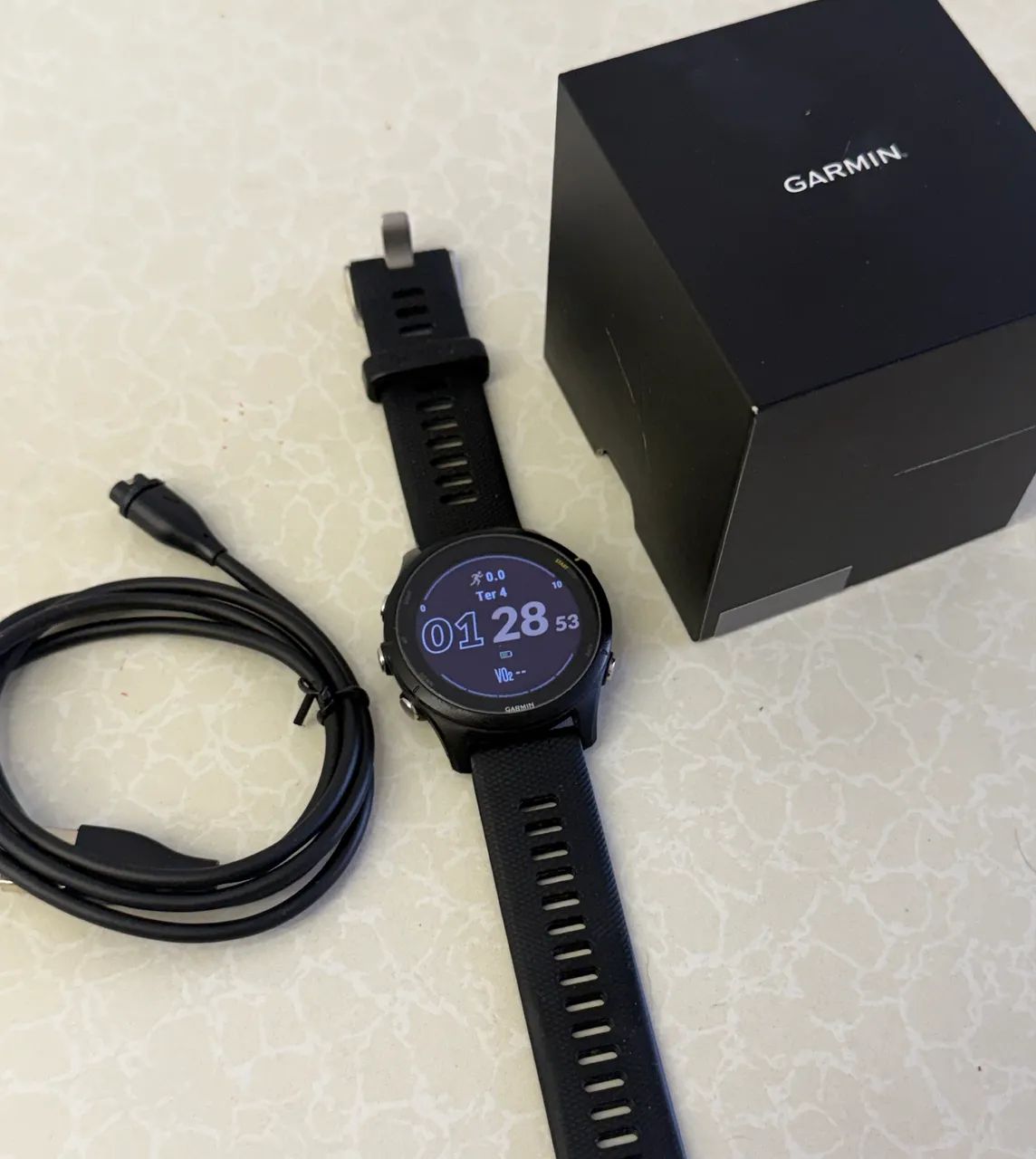 Garmin Forerunner 255 Music - Sem detalhes!