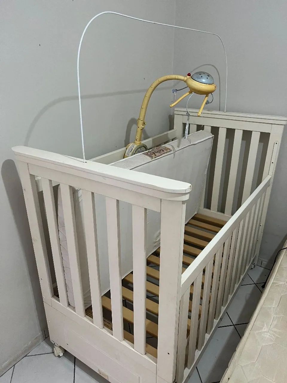 Berço Infantil Ajustável