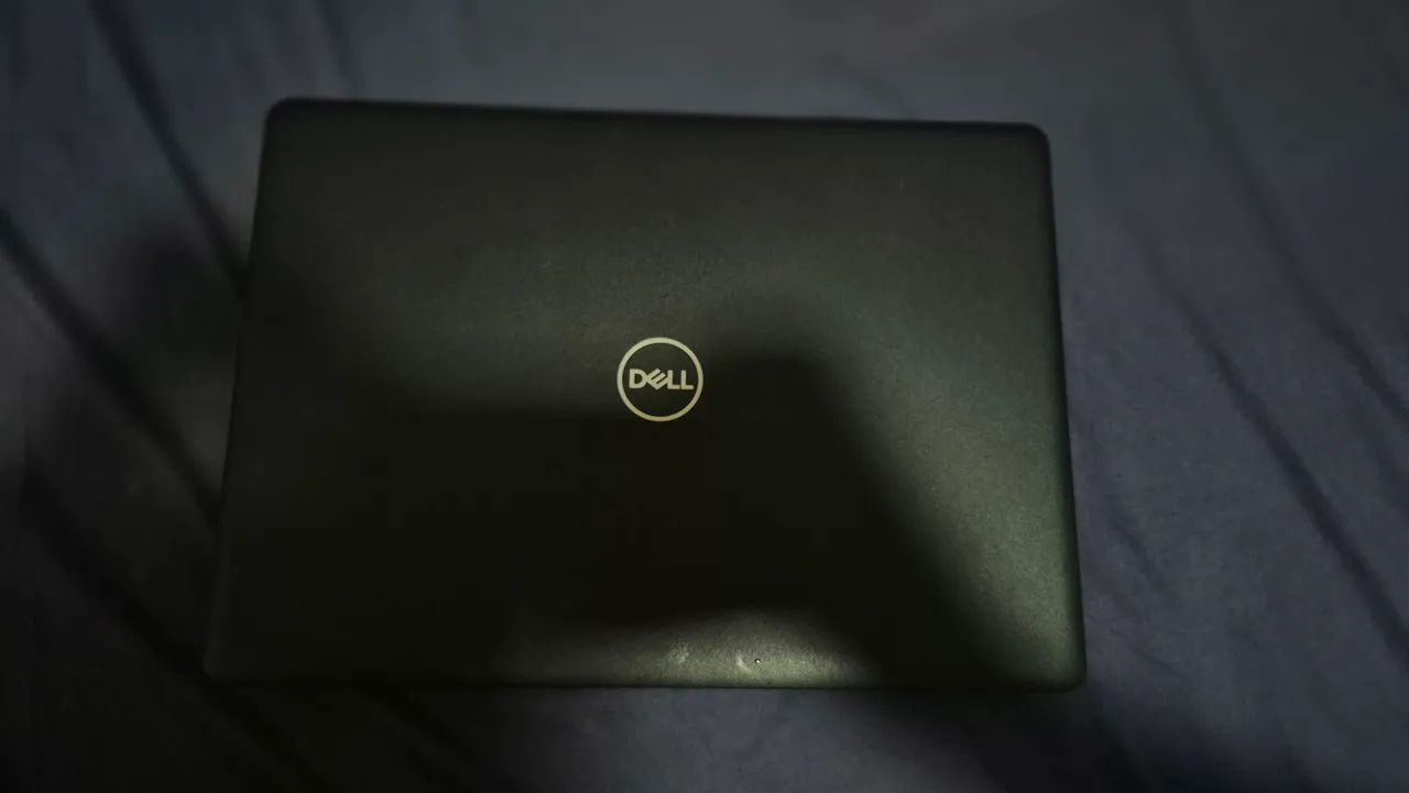 Notebook Dell Latitude 3490 pouco usado. Com mouse, e carregador Original
