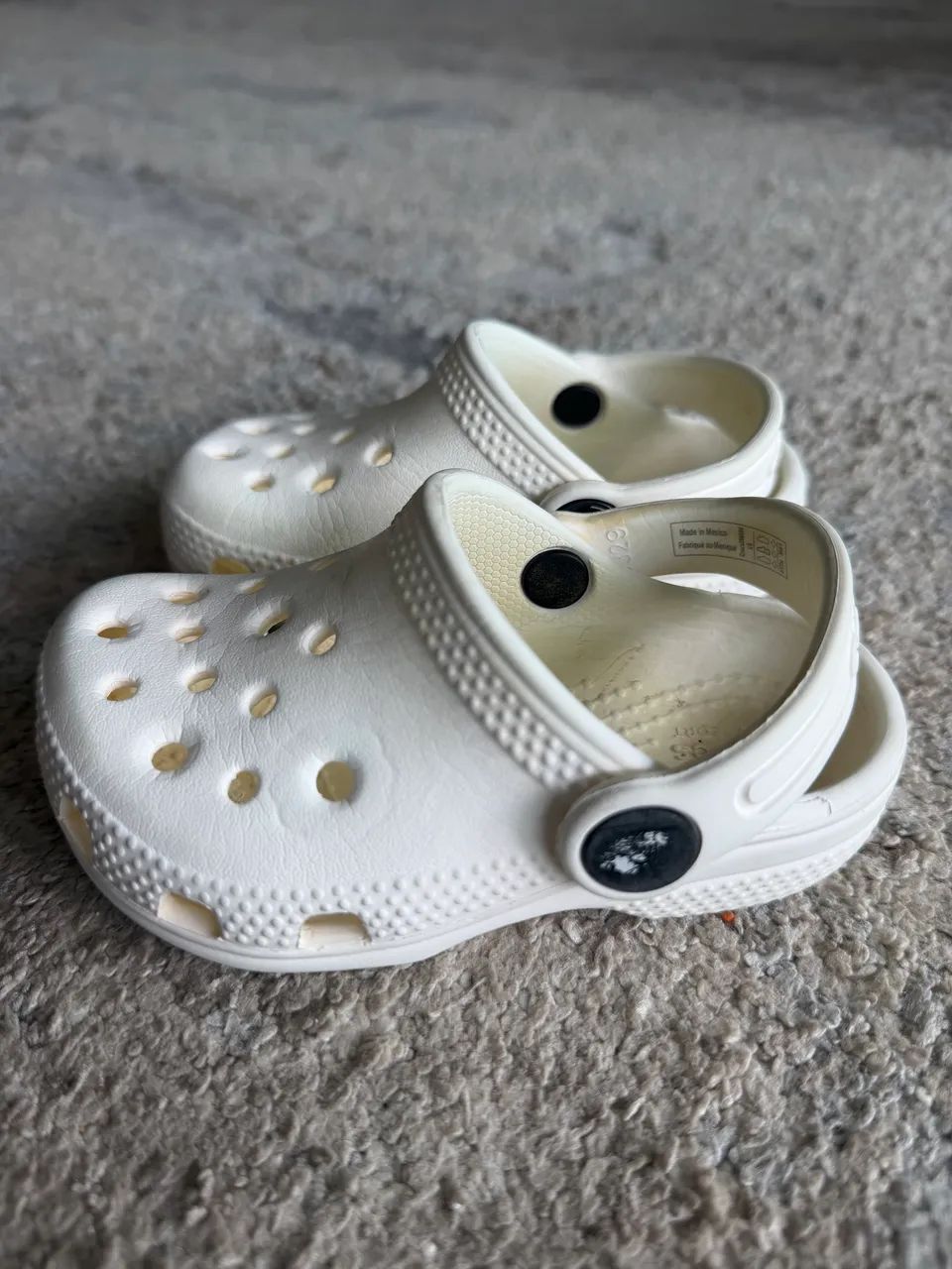 Sandalia Crocs branca  - Foto 3