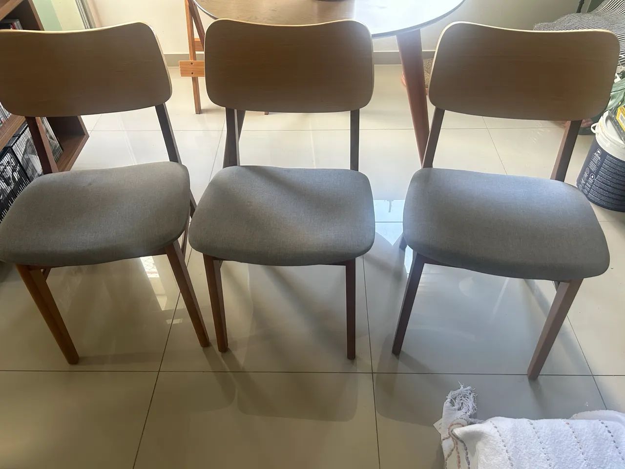 Conjunto de Mesa e cadeiras  - Foto 4