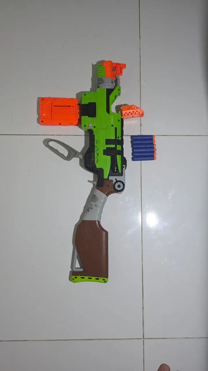 Nerf Zombie Strike Slingfire - Completas + 6 dardos - Foto 3