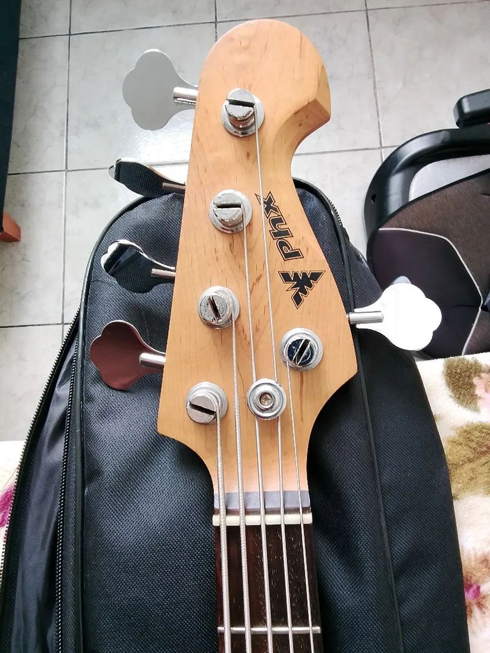 Baixo 5 cordas  - Foto 3