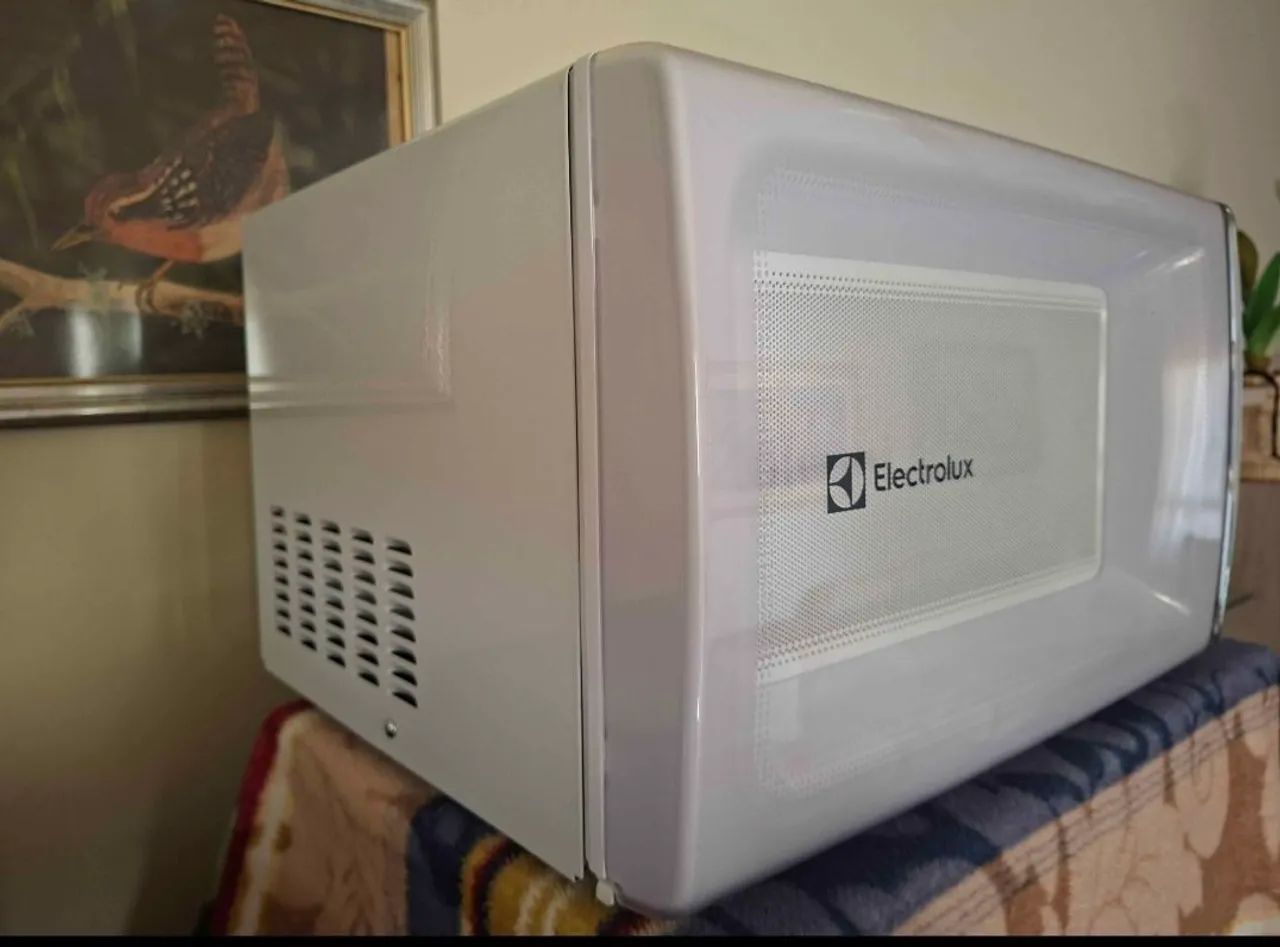 MICROONDAS ELECTROLUX 34L  - Foto 3
