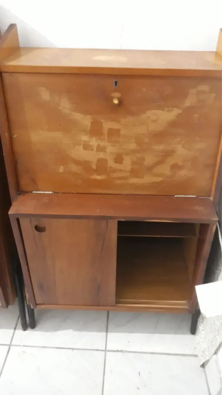 Escrivaninha madeira maciça - Foto 2