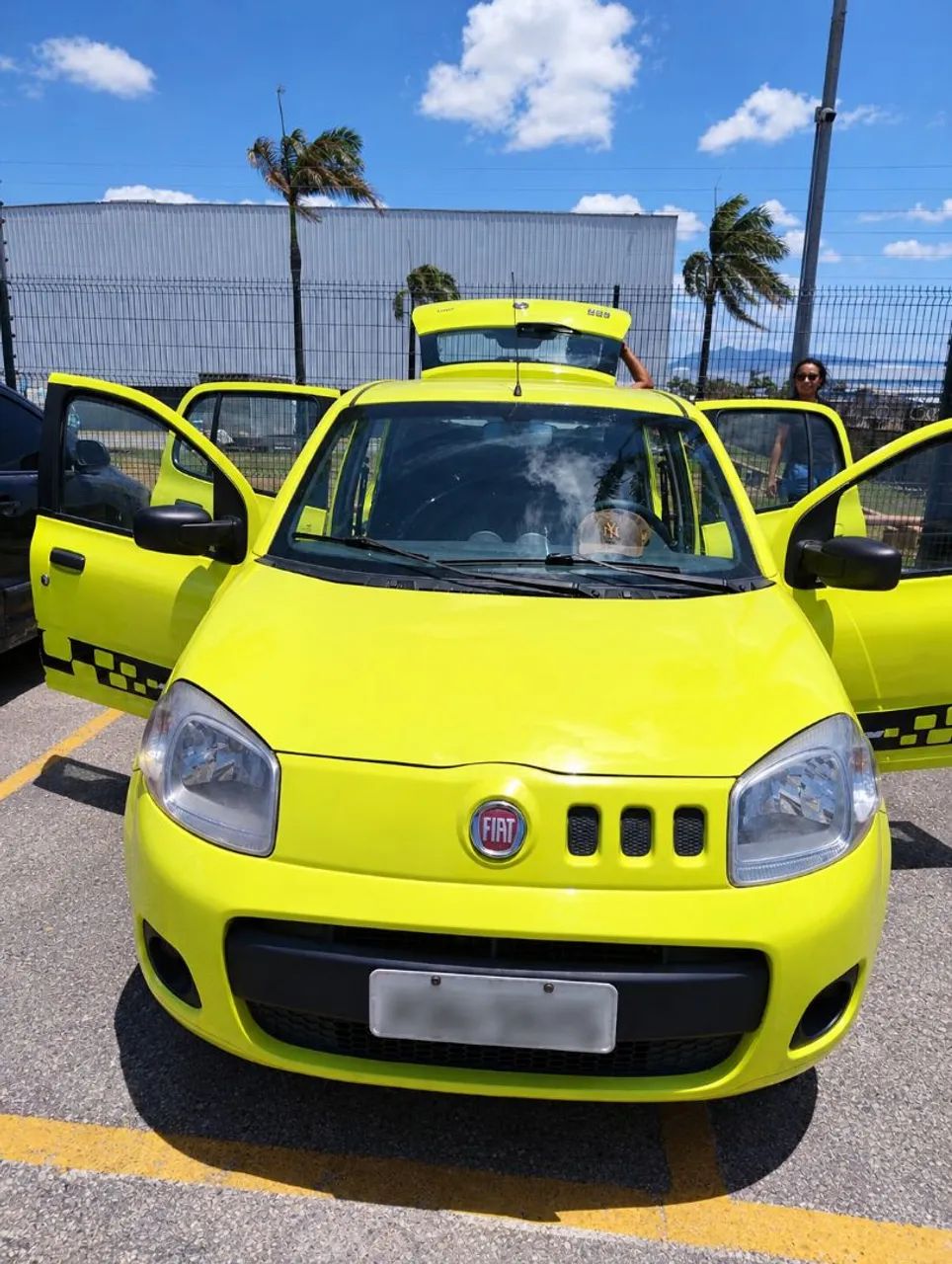 Fiat Uno UNO WAY Celeb. 1.0 EVO Fire Flex 8V 5p 2014