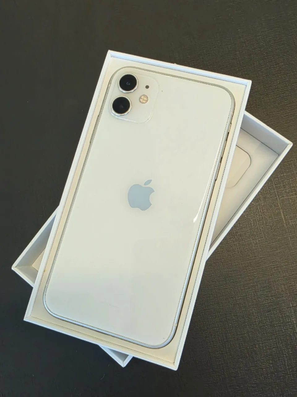 iphone 11 64GB - Celulares e Smartphones - Lomba do Pinheiro