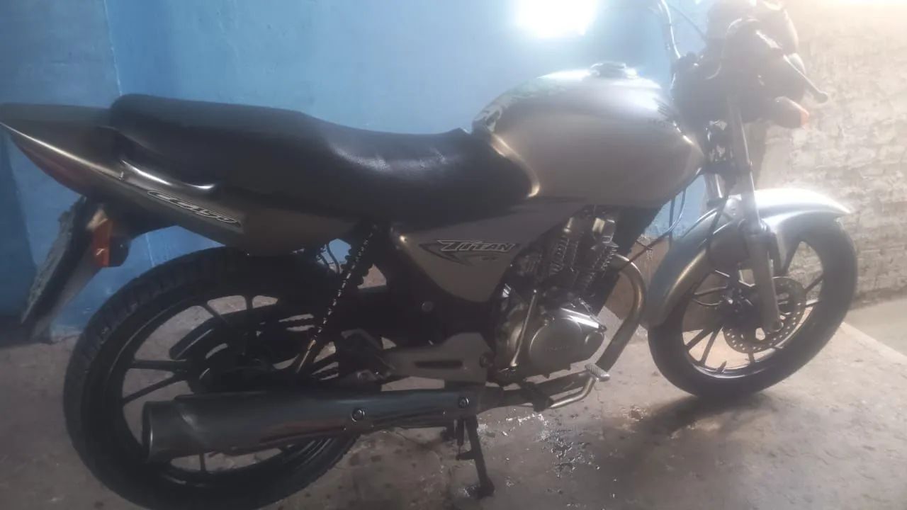 Titan 150 - Foto 3