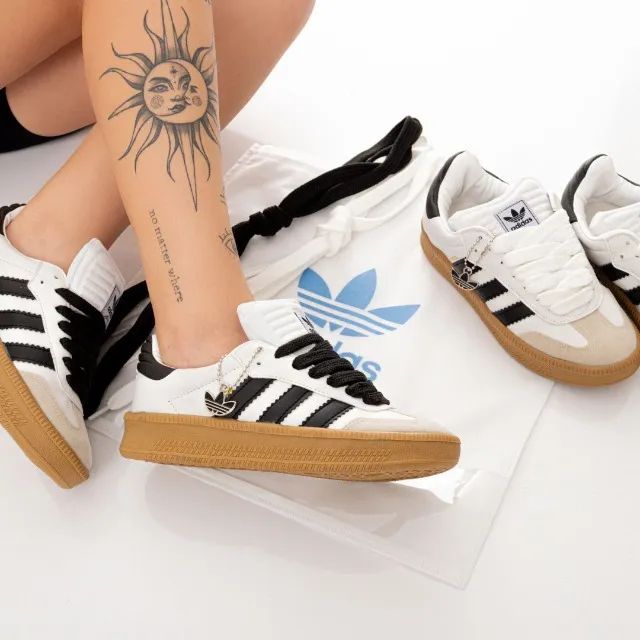 Tênis Adidas