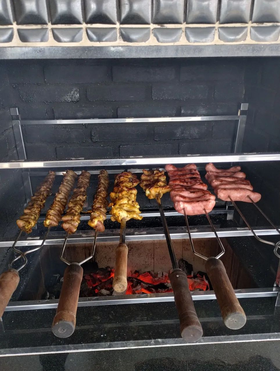 Churrasqueiro para eventos  - Foto 4