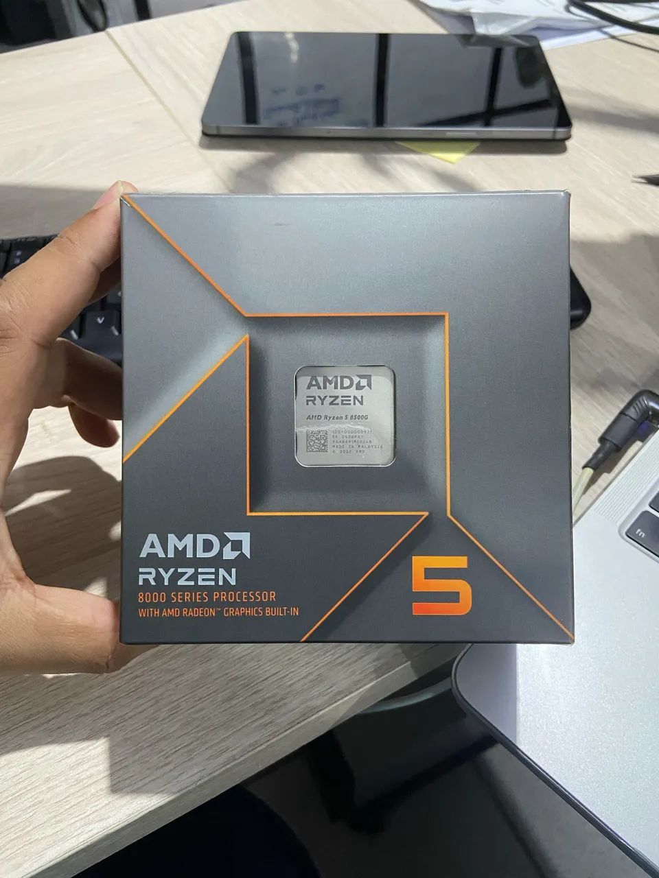 Ryzen 5 8500G