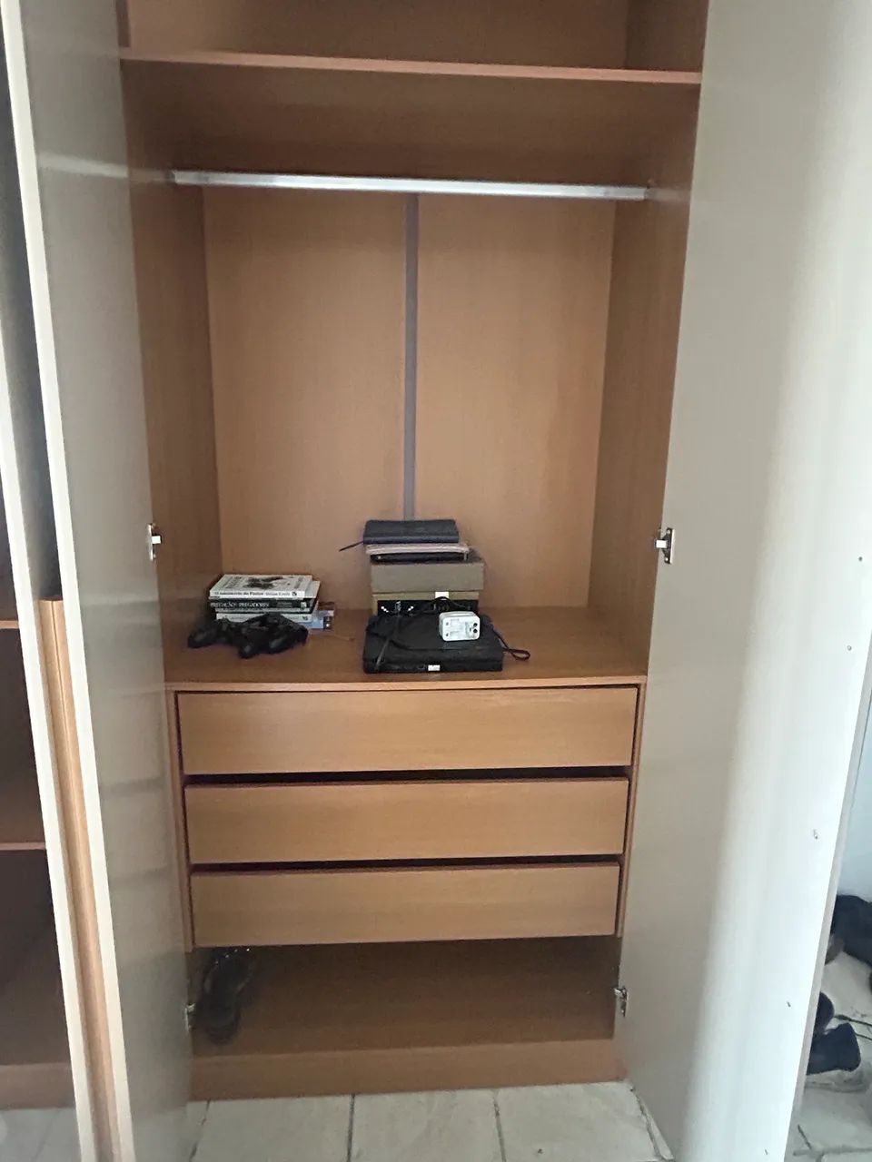 Guarda roupa casal 