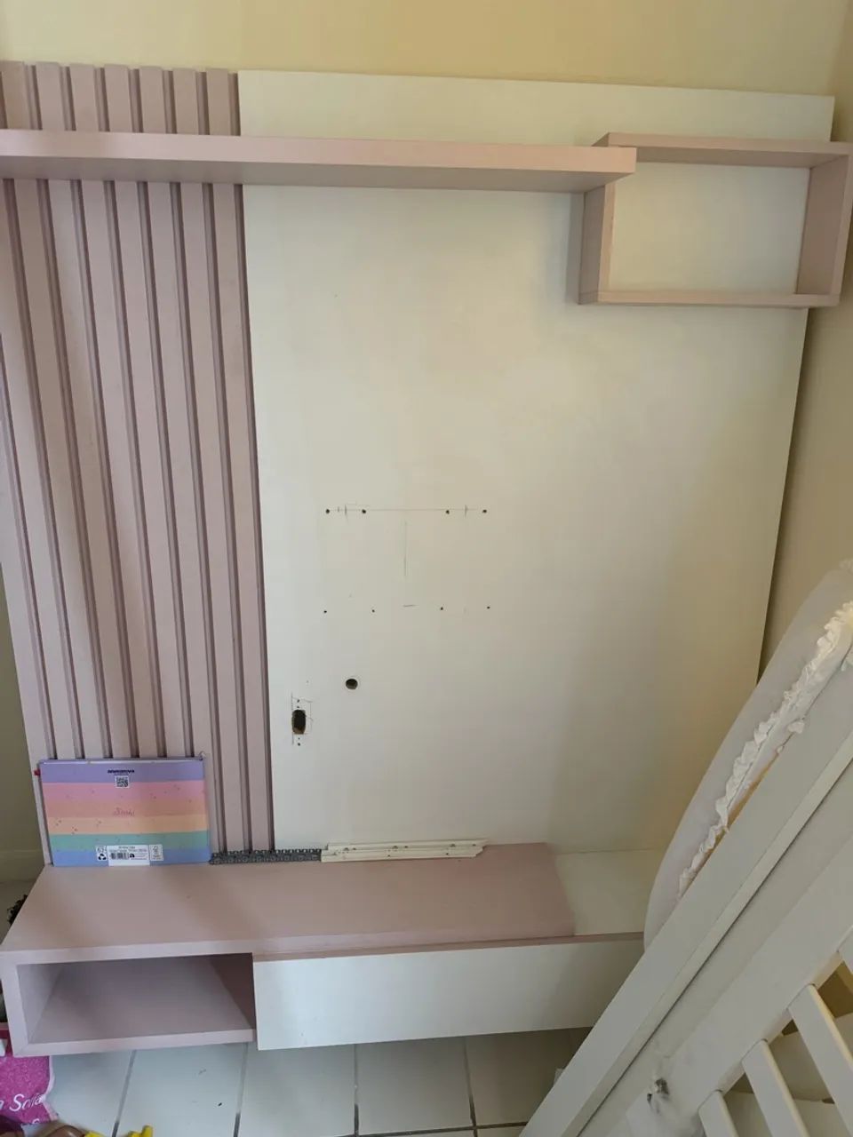 Rack rosa e branco para menina  - Foto 3