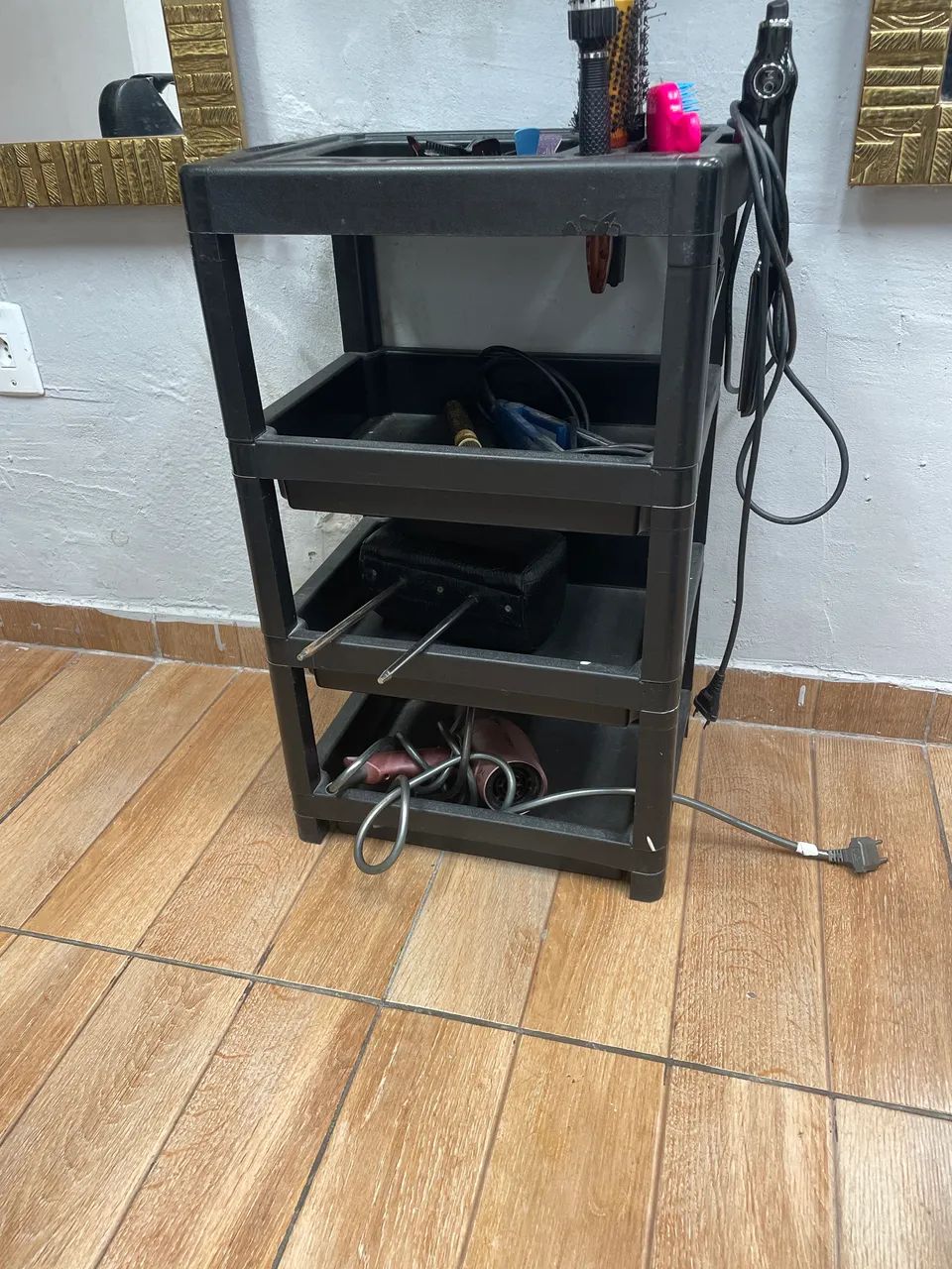 Cadeira darus reclinar e hidráulica  - Foto 3