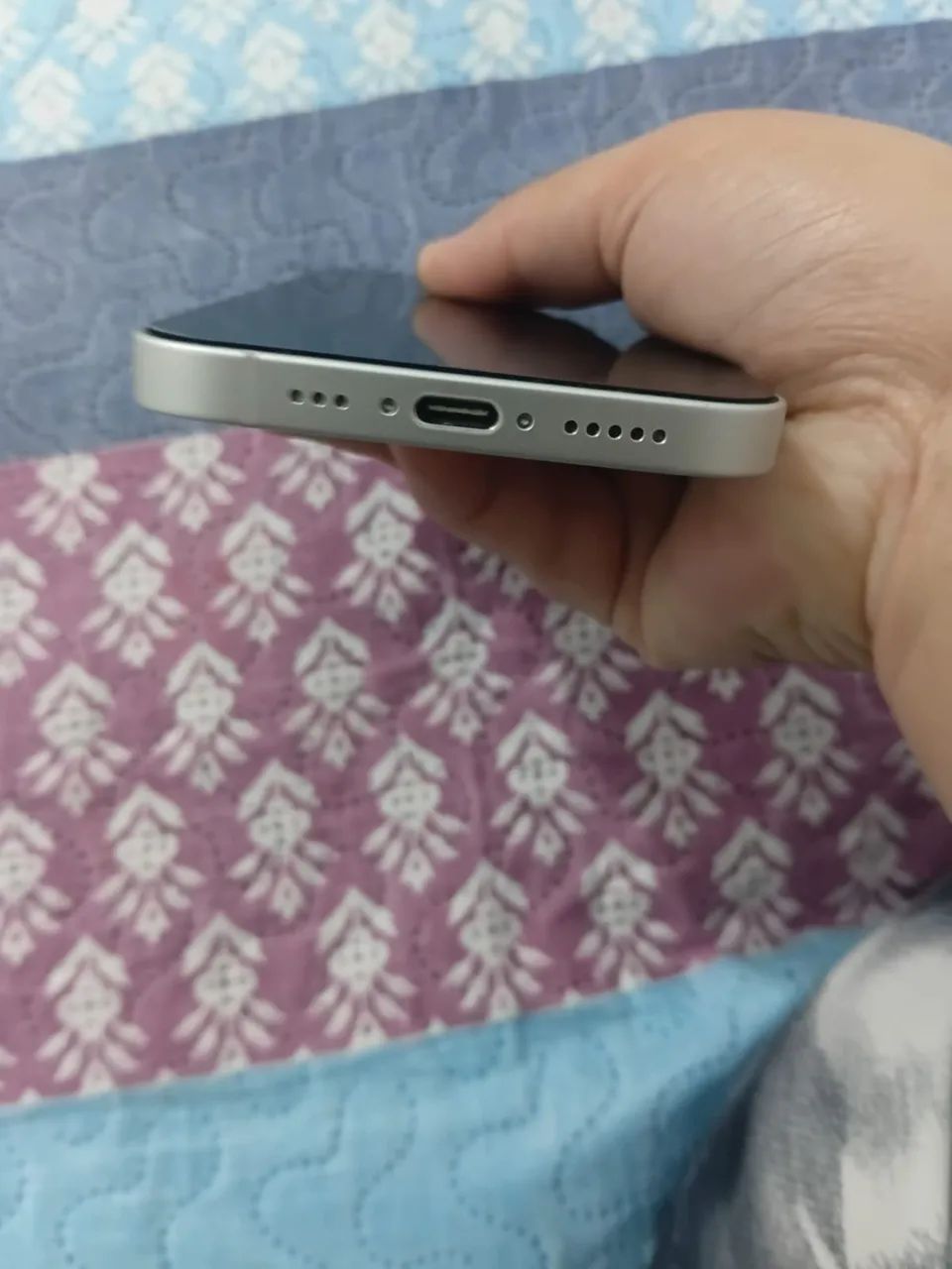 iPhone 16e  - Foto 4