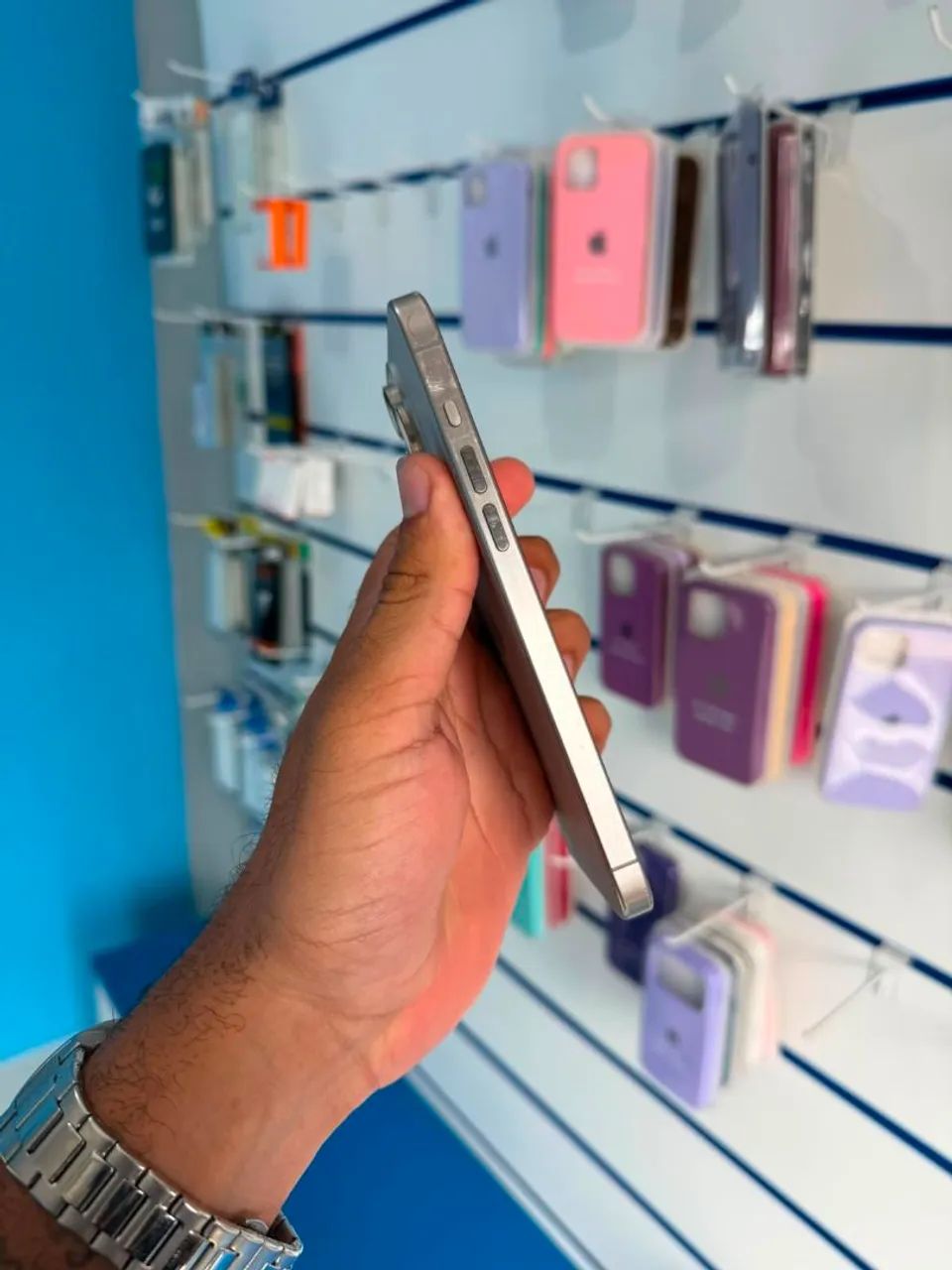 IPHONE 15 PRO MAX - Foto 4