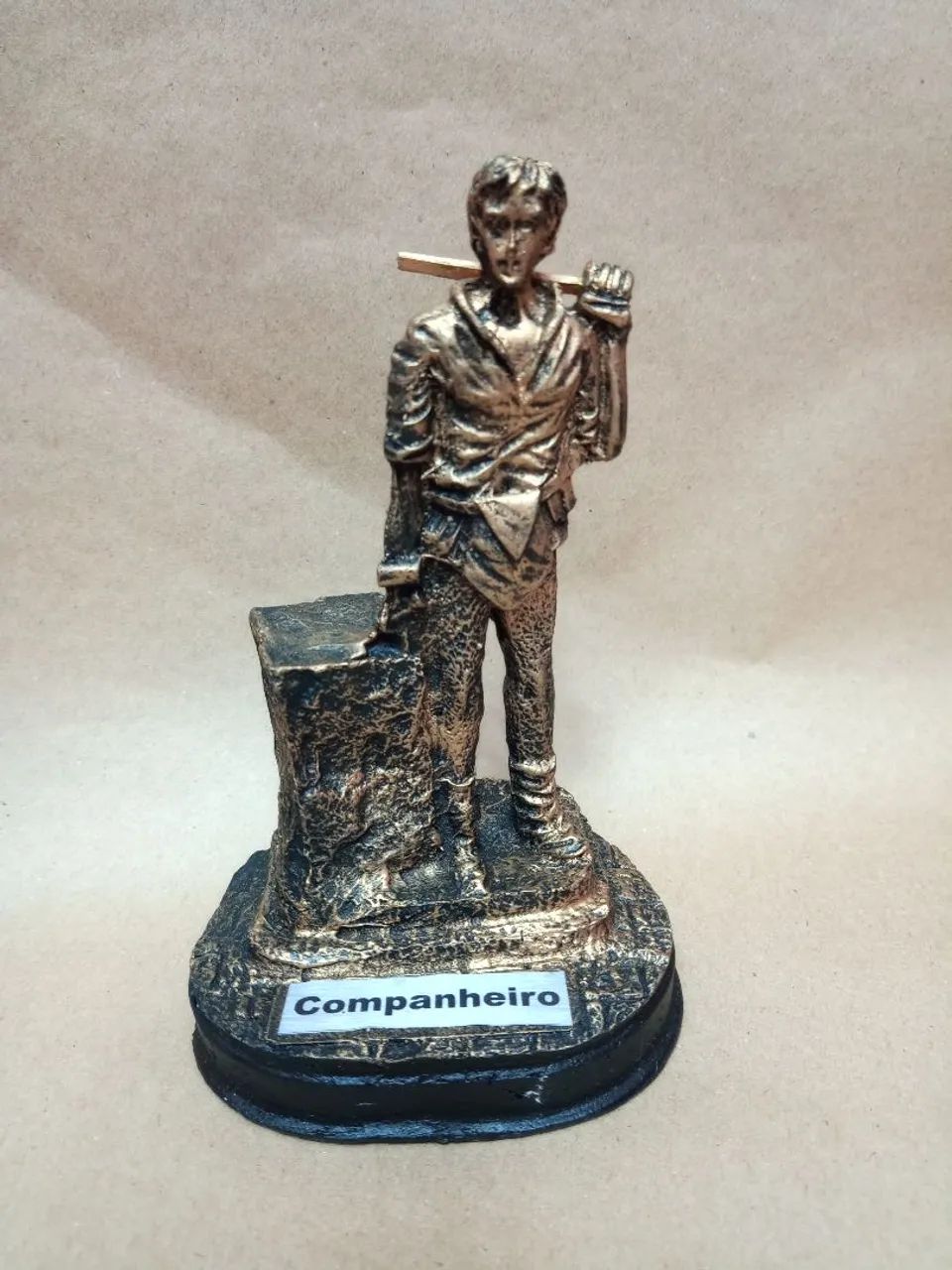 Estatueta "Aprendiz Maçom" e "Companheiro Maçom". - Foto 3