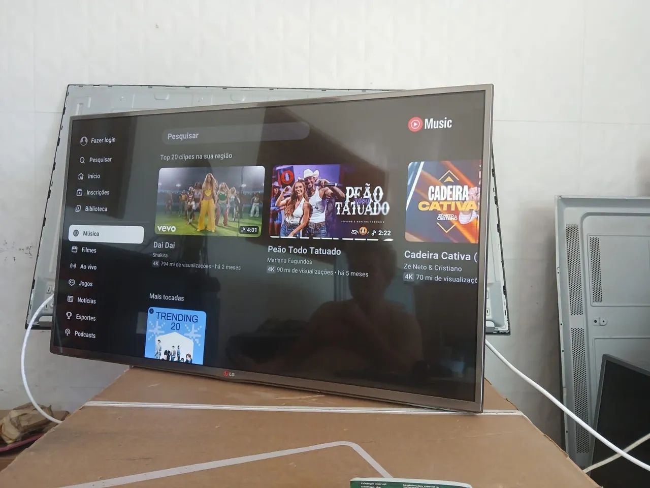 Vendo tv Smart de 42" - Foto 2