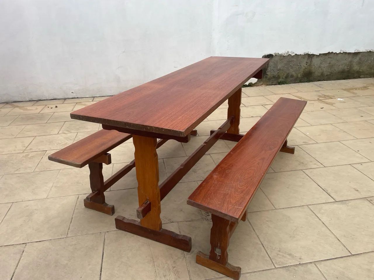 Mesa Rústica de Madeira com Bancos - Conjunto Completo