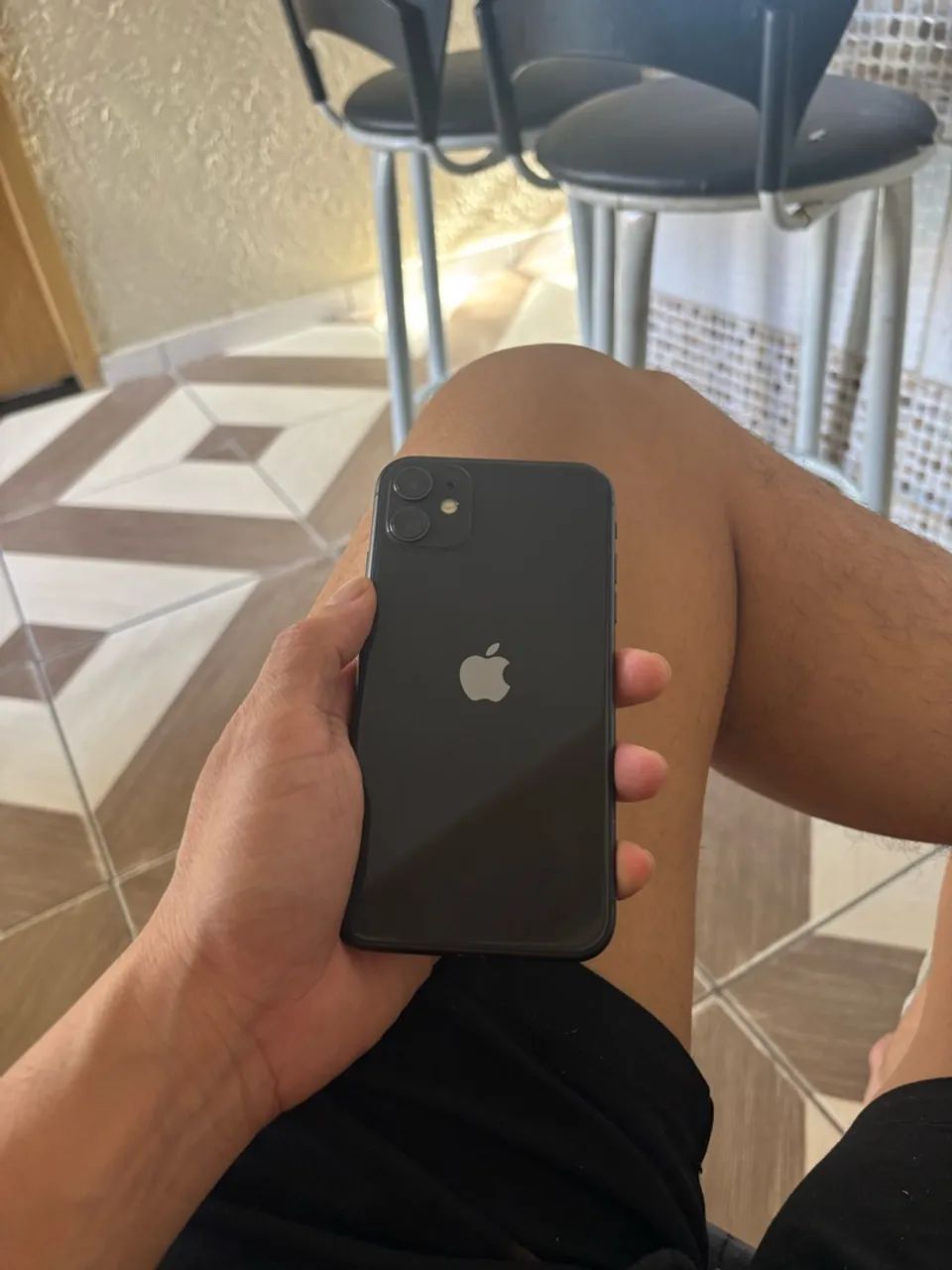 iPhone 11 64Gb 75% Bateria  - Foto 2
