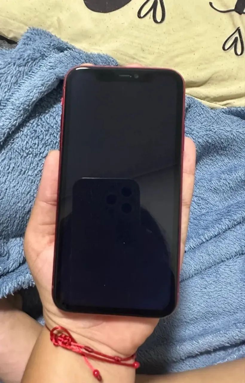 iPhone 11 RED 64GB