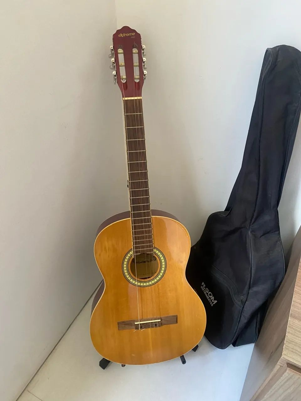 Vendo Violão com Capa e Suporte 