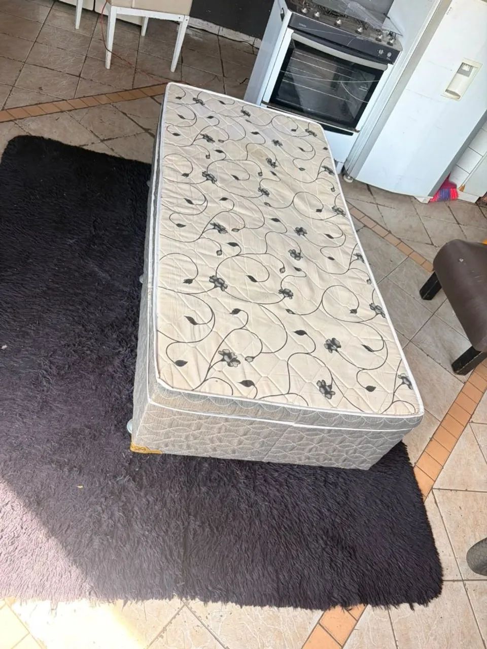 Base de cama box solteiro usado ((ENTREGO GRATIS)) - Foto 2