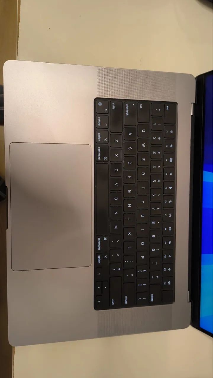 MacBook Pro 16 32 GB 1 TB SSD M2 Pro - Foto 2