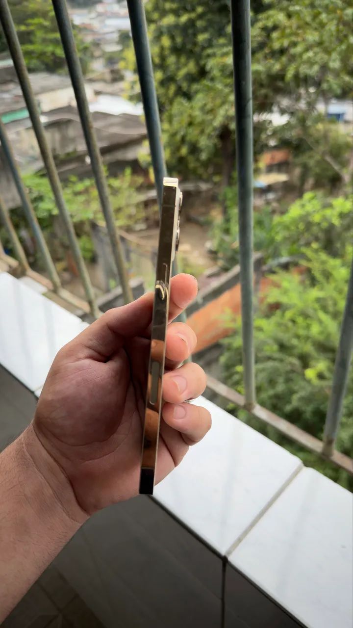 iPhone 12 Pro Max (muito novo) - Foto 4