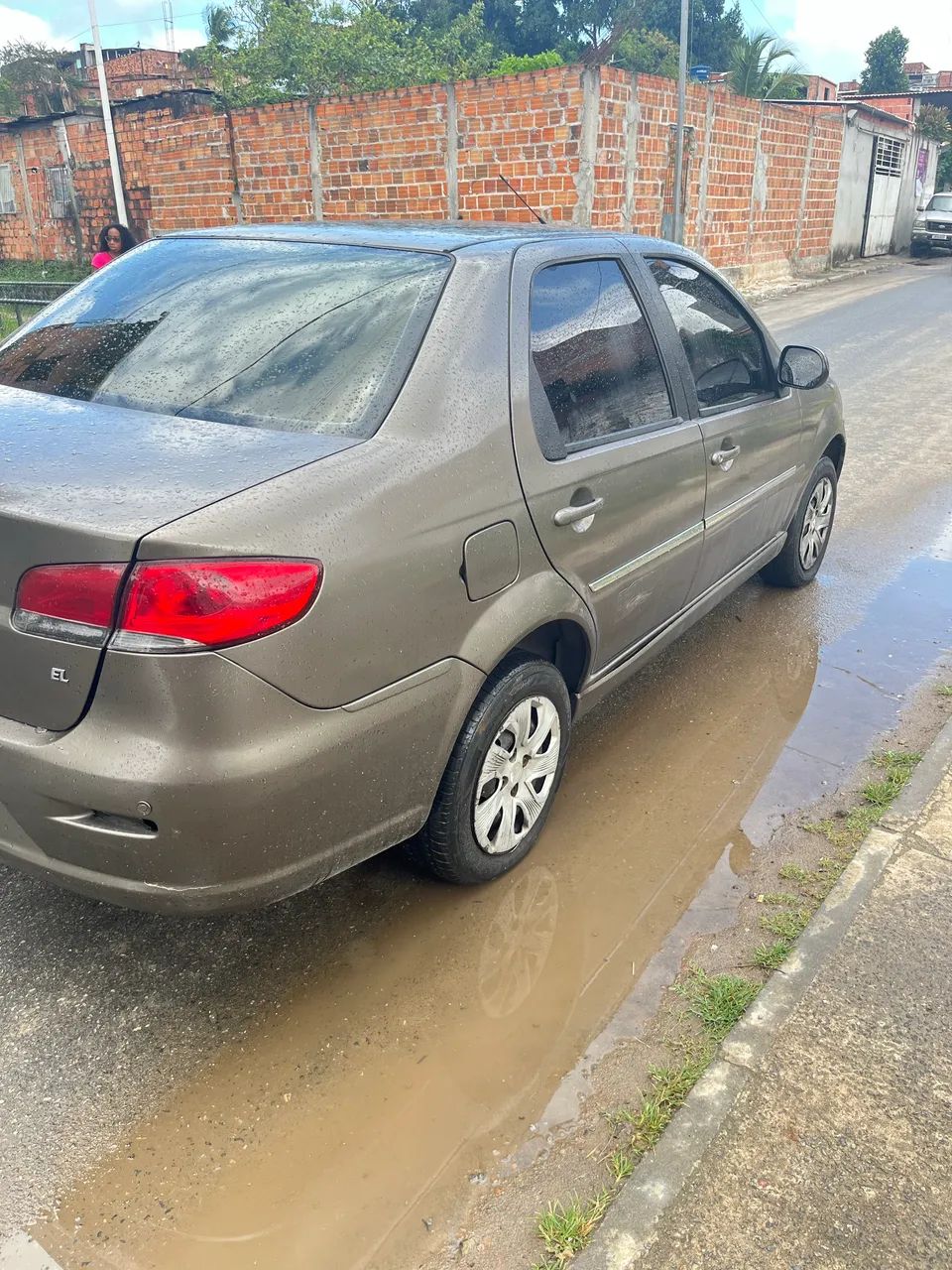 Fiat Siena Siena EL 1.0 mpi Fire Flex 8V 4p 2014