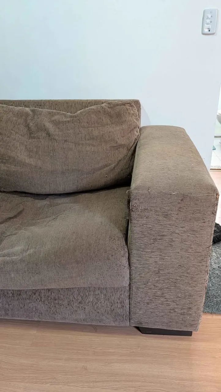 Sofa usado três lugares - 2,2m x 1m - Foto 3