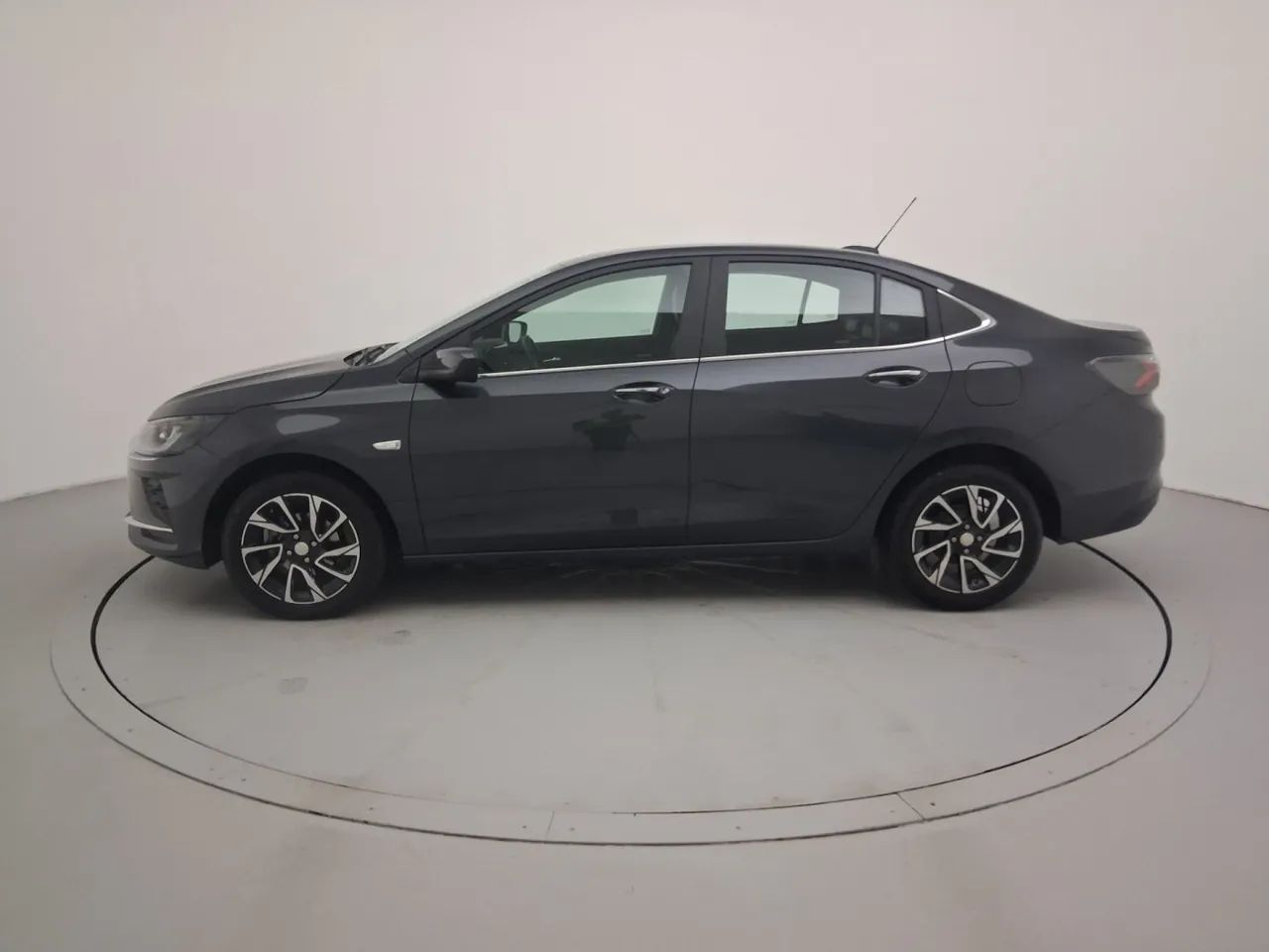 Chevrolet Onix Sedan Plus Premier 1.0 12V TB Flex Aut. 4P, foto 2 de 18
