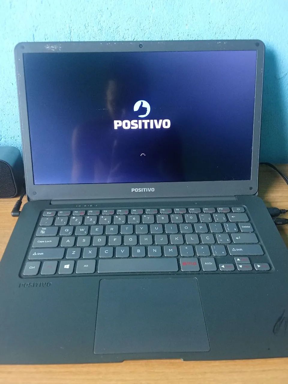 Vendo notebook positivo
