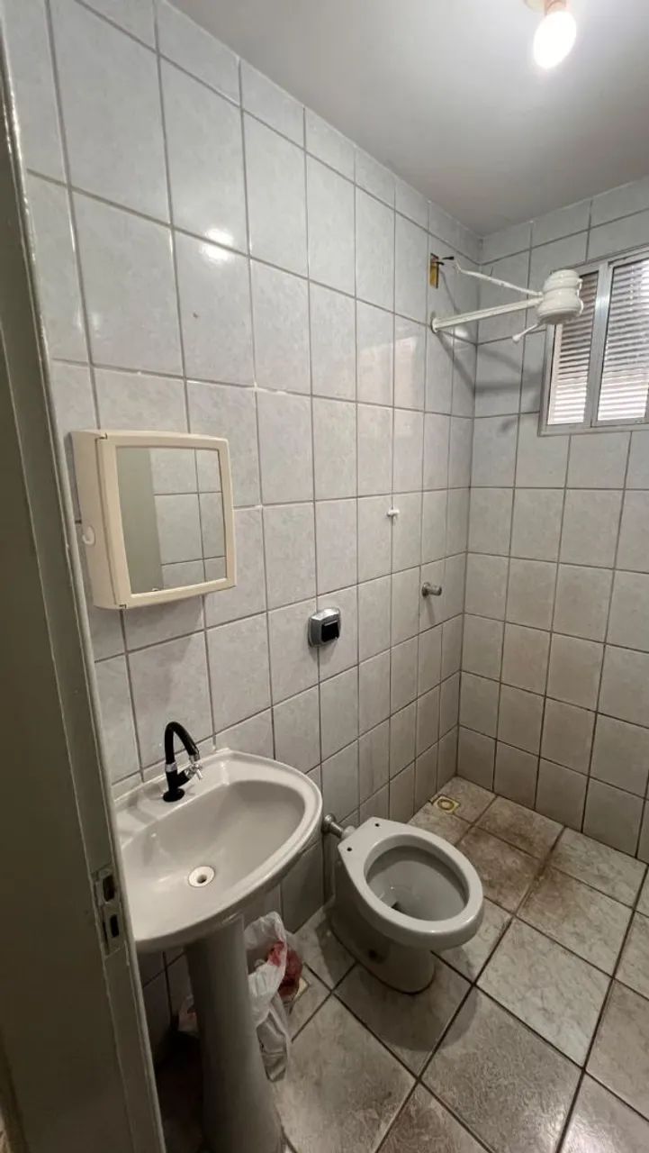 Alugo apt 2 quartos pequeno. - Foto 5