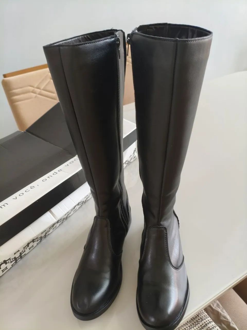 Bota NOVA ( NUNCA USADA) - Foto 2