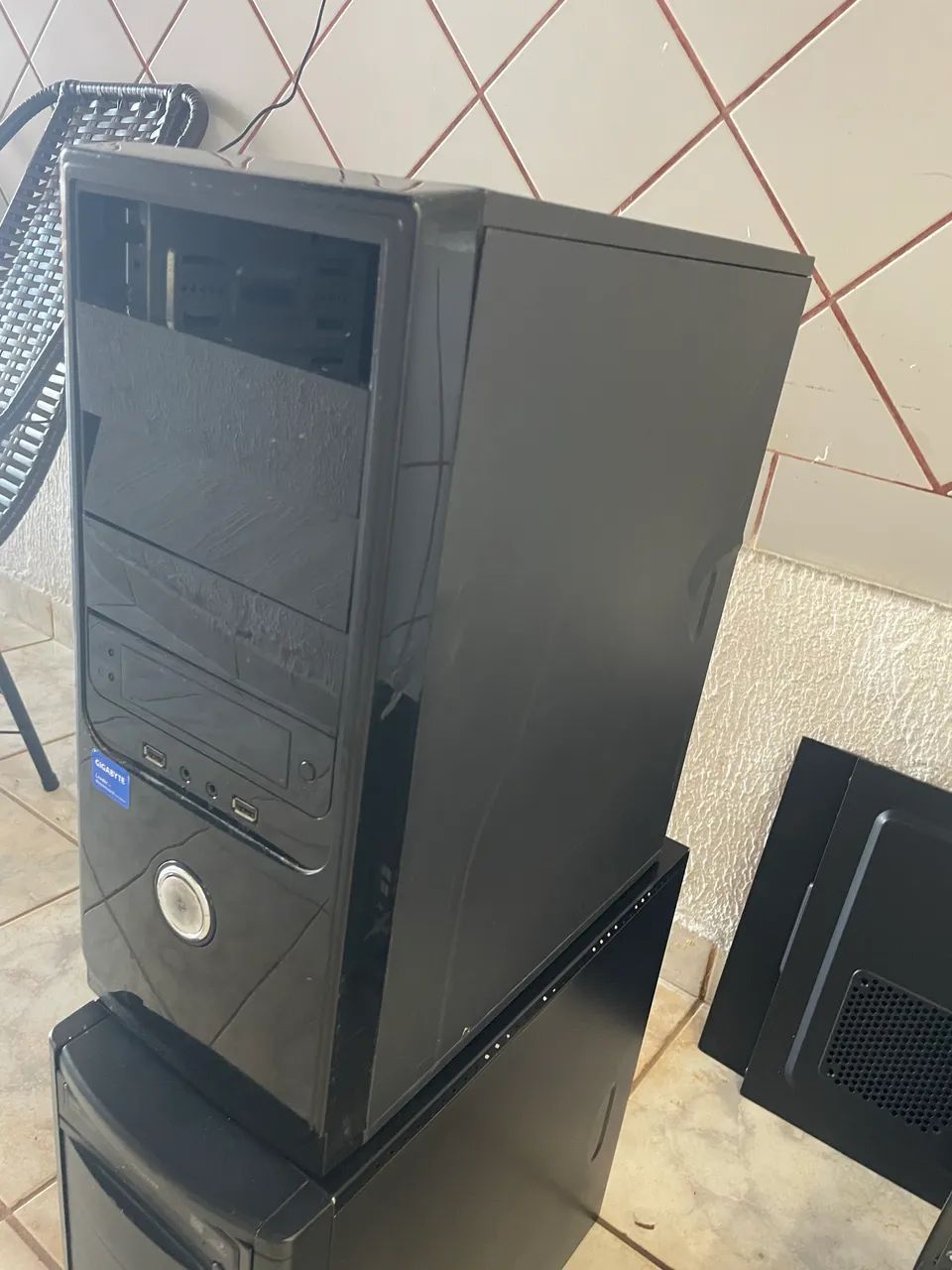 Gabinete para computador 