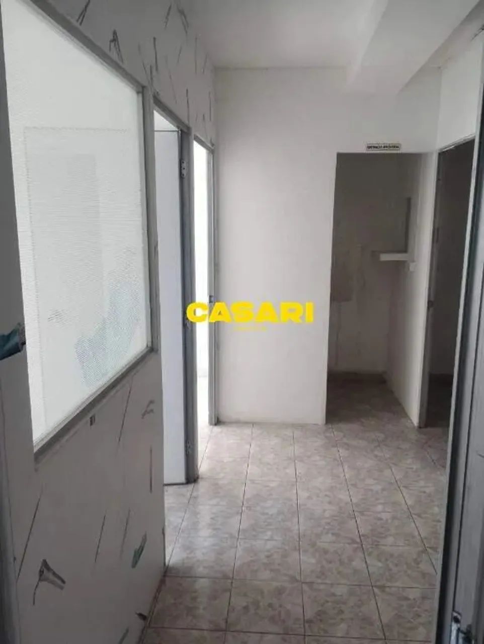 Sala Comercial à Venda no Centro de Santo André  78 m² com 4 Ambientes - Foto 2