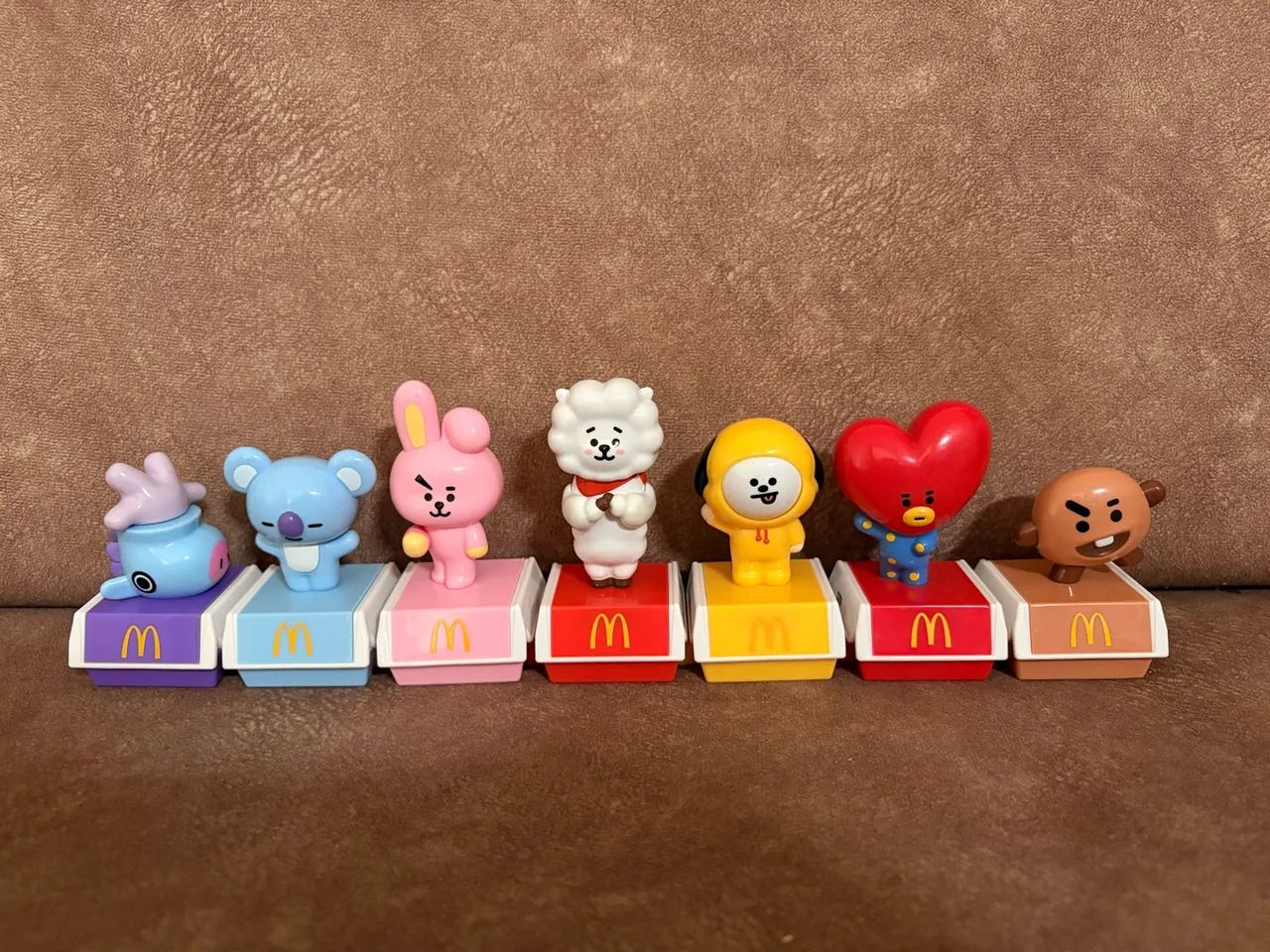     Coleção completa BT21 McDonald?s