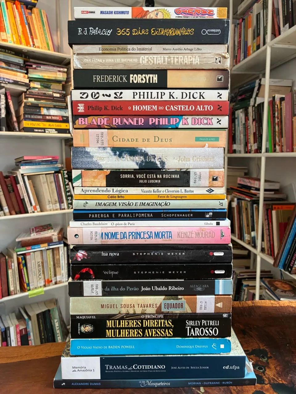 Livros  - Foto 2