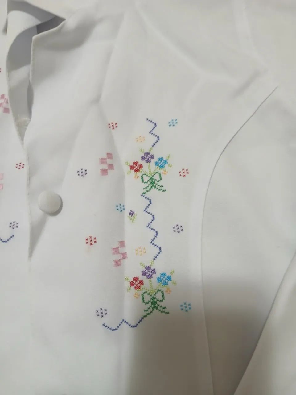 Vendo Jalecos  (P e M) - Foto 4