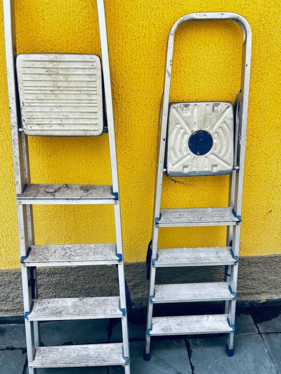 Escadas de alumínio 