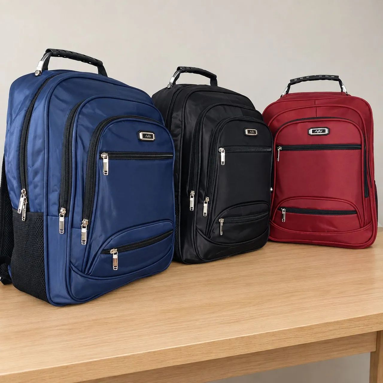 Mochila Nova Reforçada - Ideal para Notebook, Trabalho e Faculdade
