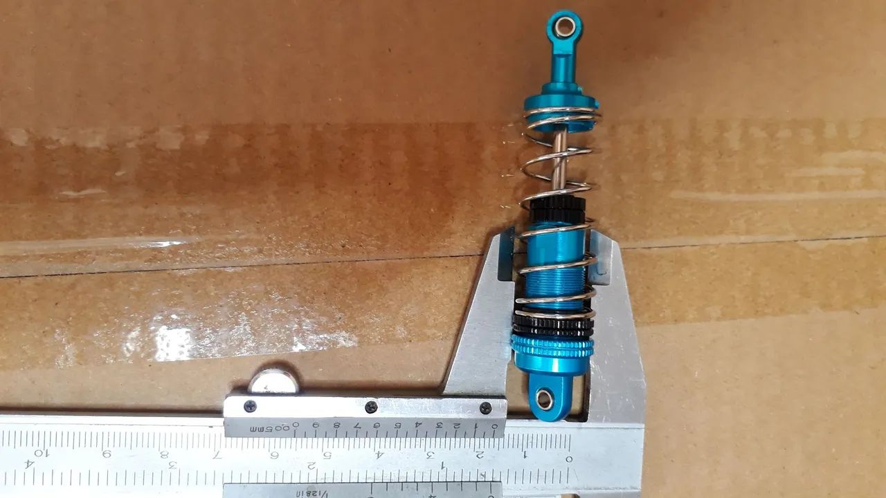 Amortecedores de alumínio para R/C escala 1/10  - Foto 3