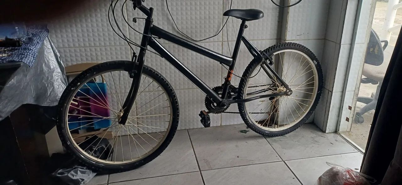 Bicicleta aro 26com marchas preço baixo. Pegar e pedalar  - Foto 2