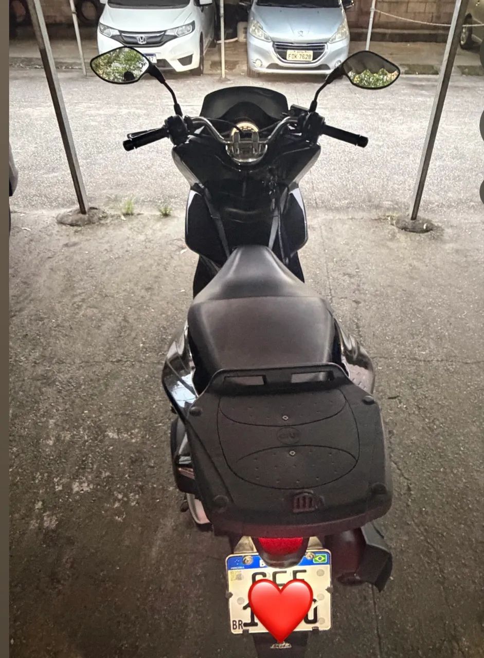 Vendo Pcx ano 2016/2016 bem cuidada !! - Foto 5