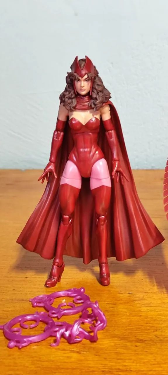 (Está reservado)Marvel legends feiticeira Scarlett  - Foto 3