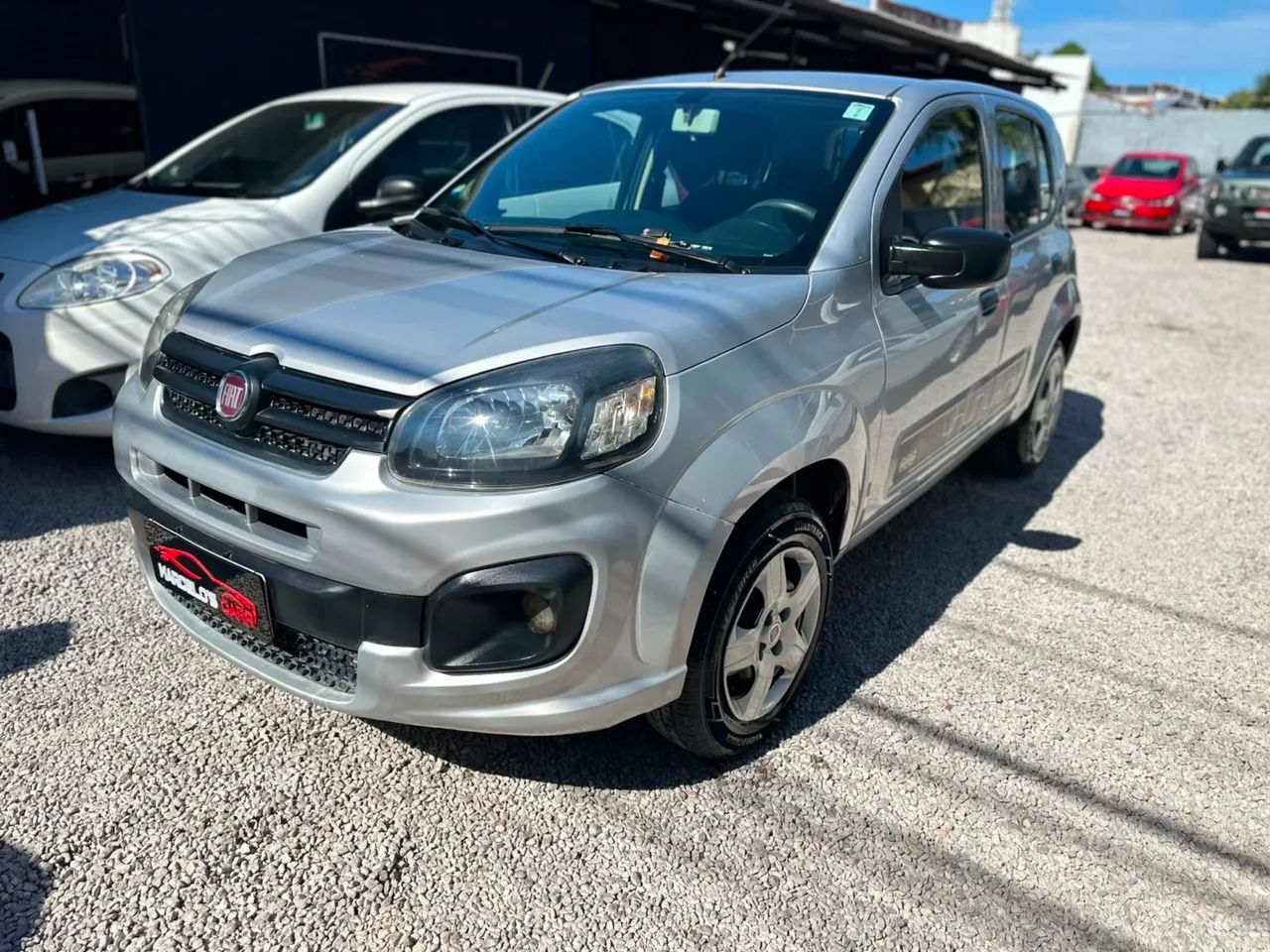 Fiat Uno Attractive 1.0 Flex 6V 5P 2017 - Foto 2